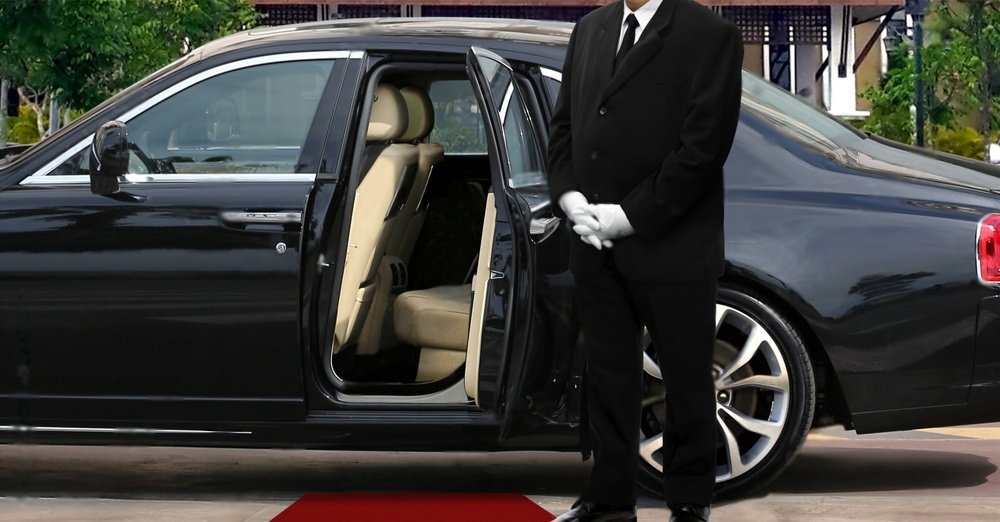 The VIP Treatment: Chauffeur Service at LaGuardia Airport